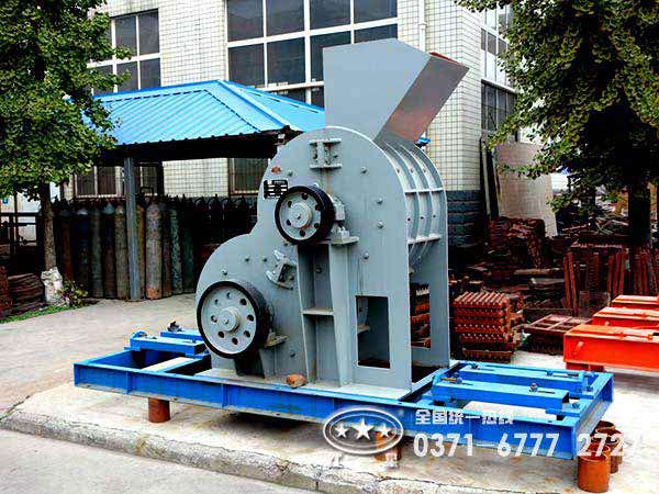 爐渣粉碎機(jī)價(jià)格多少錢？