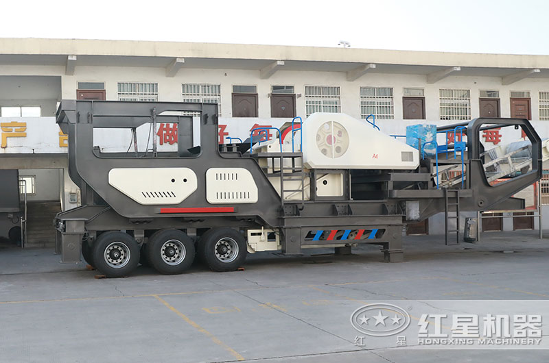 大型移動(dòng)式建渣粉碎機(jī)圖片