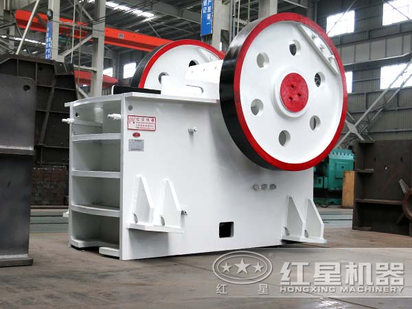 1215廢鋼鄂式破碎機(jī)多少錢一臺(tái)？預(yù)期產(chǎn)值可達(dá)多少噸？
