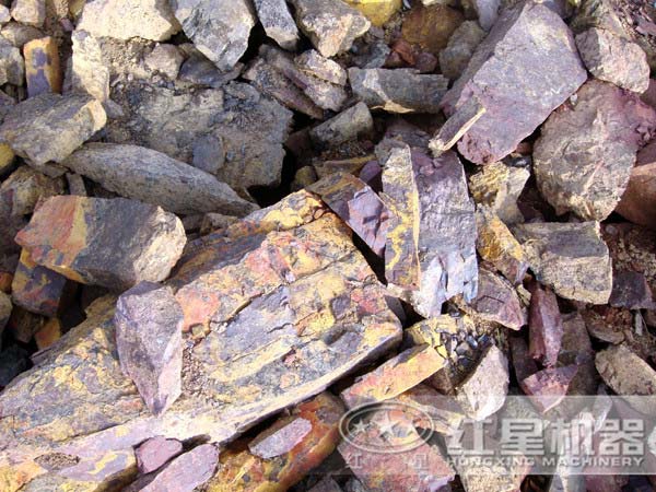 鐵礦石顎式破碎機(jī)哪家好，大概價格多少