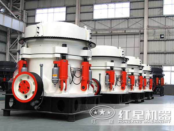1750型短頭圓錐破碎機(jī)多少錢？大概生產(chǎn)量可達(dá)多少噸？