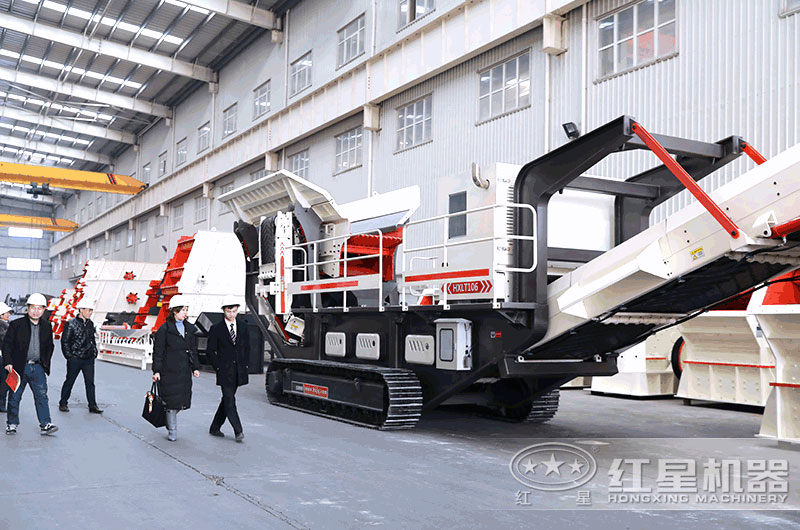想找型號全、價格優(yōu)惠的履帶液壓巖石破碎機廠家，來這里！