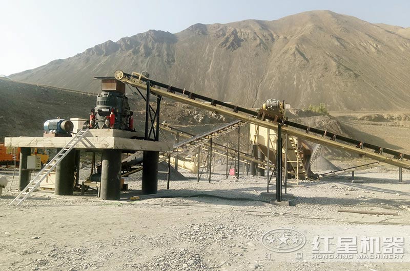 中型碎石機(jī)多少錢一臺(tái)，一天能碎多少石頭？