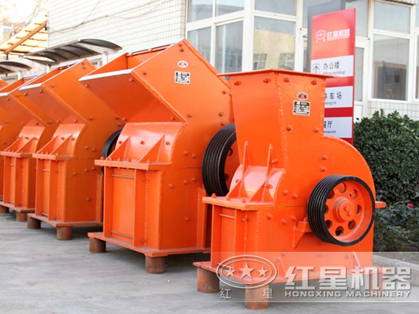 錘破機(jī)與反擊破碎機(jī)哪個(gè)更適用于二段破碎？